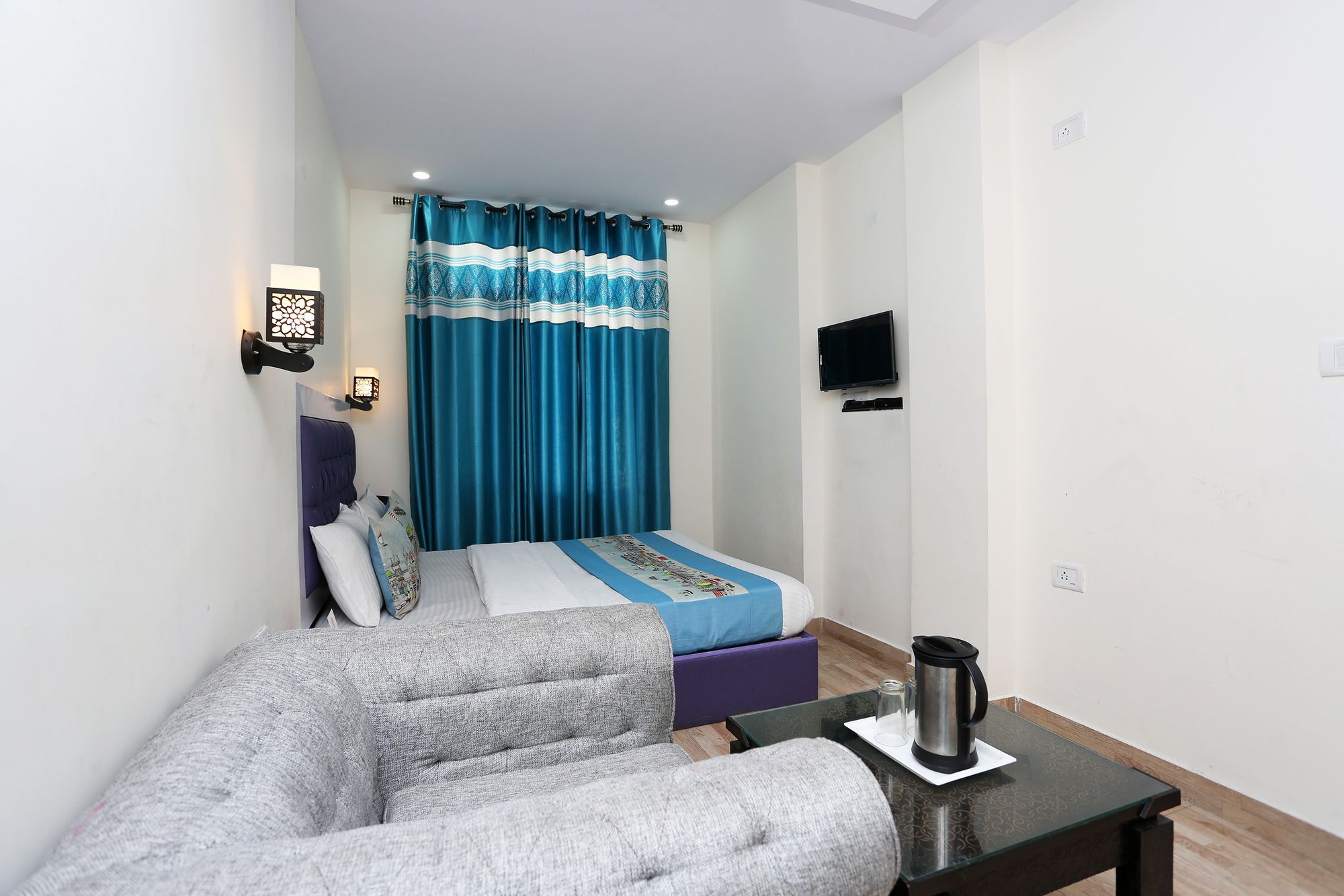 Oyo 9912 Hotel Rock Sea Manāli Zewnętrze zdjęcie