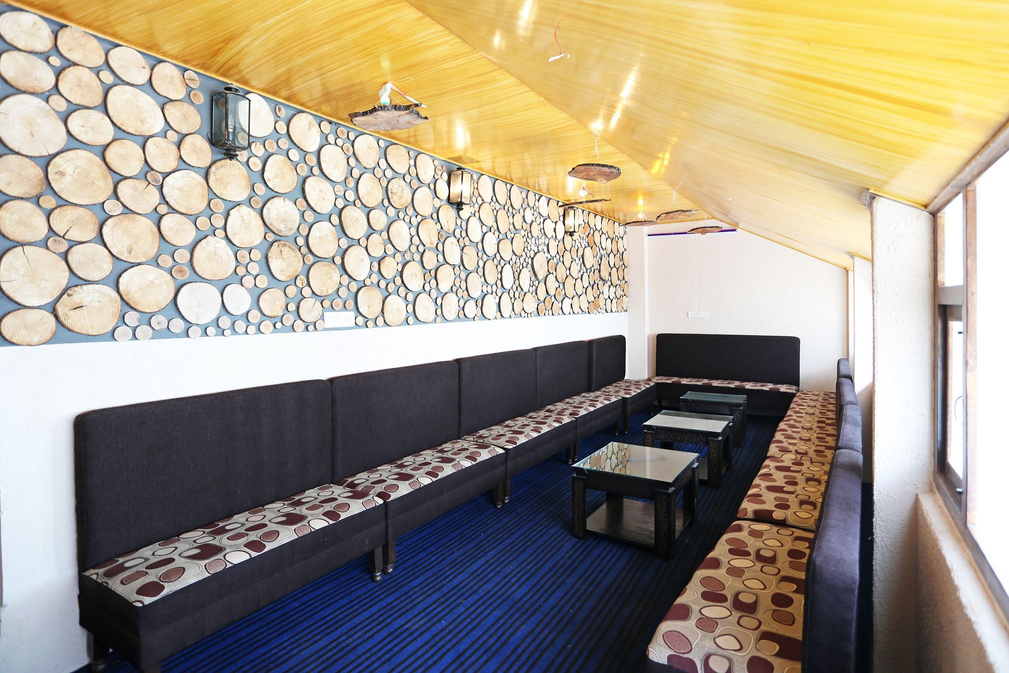 Oyo 9912 Hotel Rock Sea Manāli Zewnętrze zdjęcie